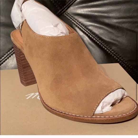Madewell Shoes - NEW Madewell Suede Cary Sandal SZ 7